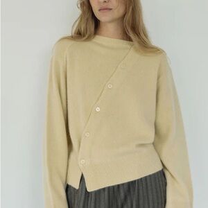 BOHÈME Goods Asymmetric Cardigan